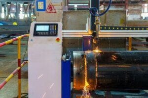 Aplicação do corte a plasma CNC