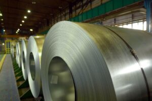 Benefícios da sustentabilidade na indústria do aço.