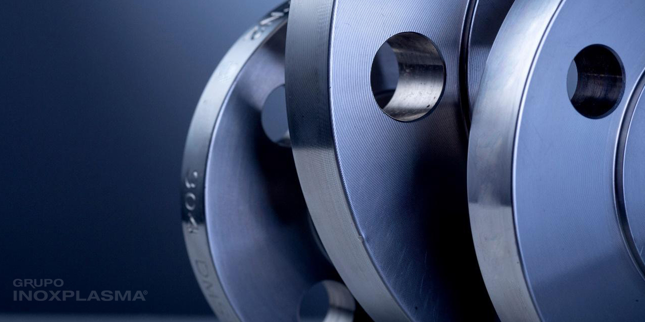 Customização de produtos em aço inoxidável: atendendo necessidades específicas