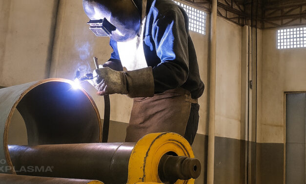 A importância da segurança no manuseio de produtos de aço inoxidável