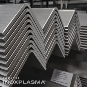 Como o serviço de corte e dobra de aço inox garante a precisão do seu projeto