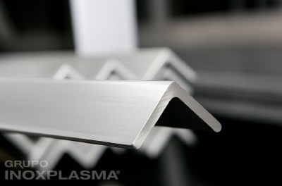 Onde e como utilizar a cantoneira inox na estrutura da sua indústria?