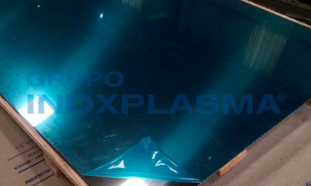 Saiba como escovar chapa de aço inox para manter a qualidade e o acabamento